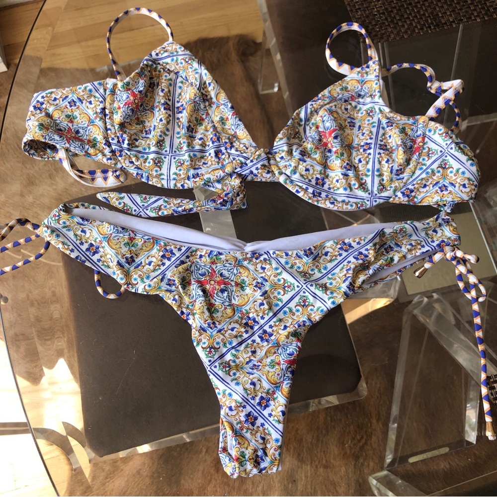 Bydee Australia Swim 2 Piece Colorful Bikini Size Large